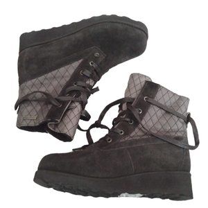 Bearpaw Women's Krista Boots Color Brown Size 6